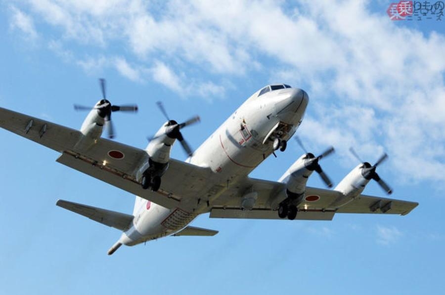「怪しすぎるロシア軍艦」が日本に超接近！ 船体は錆びだらけ 自衛隊機が上空から撮影した画像が公開（乗りものニュース） - Yahoo!ニュース