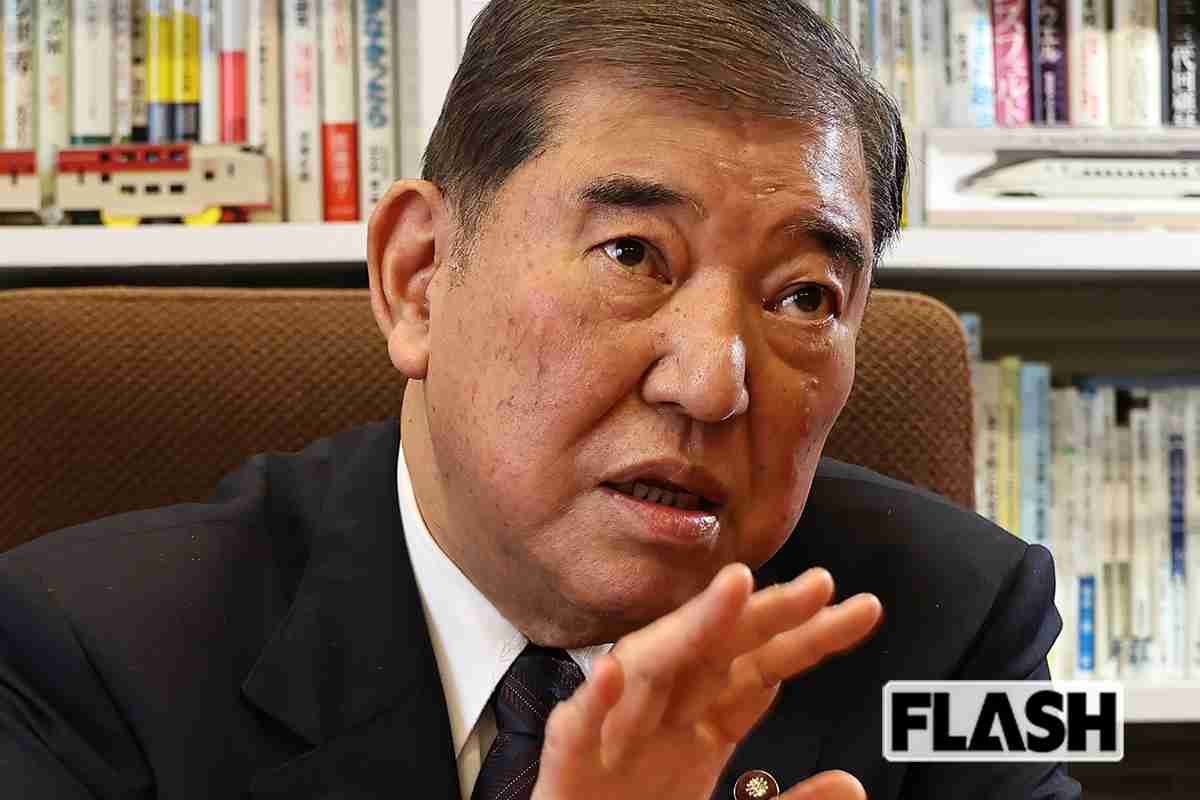 石破茂氏「私は怖い顔」と語るも人気健在…高市政権の対抗軸へ急浮上 “石破一派” を支える3人衆とは | Smart FLASH/スマフラ[光文社週刊誌]