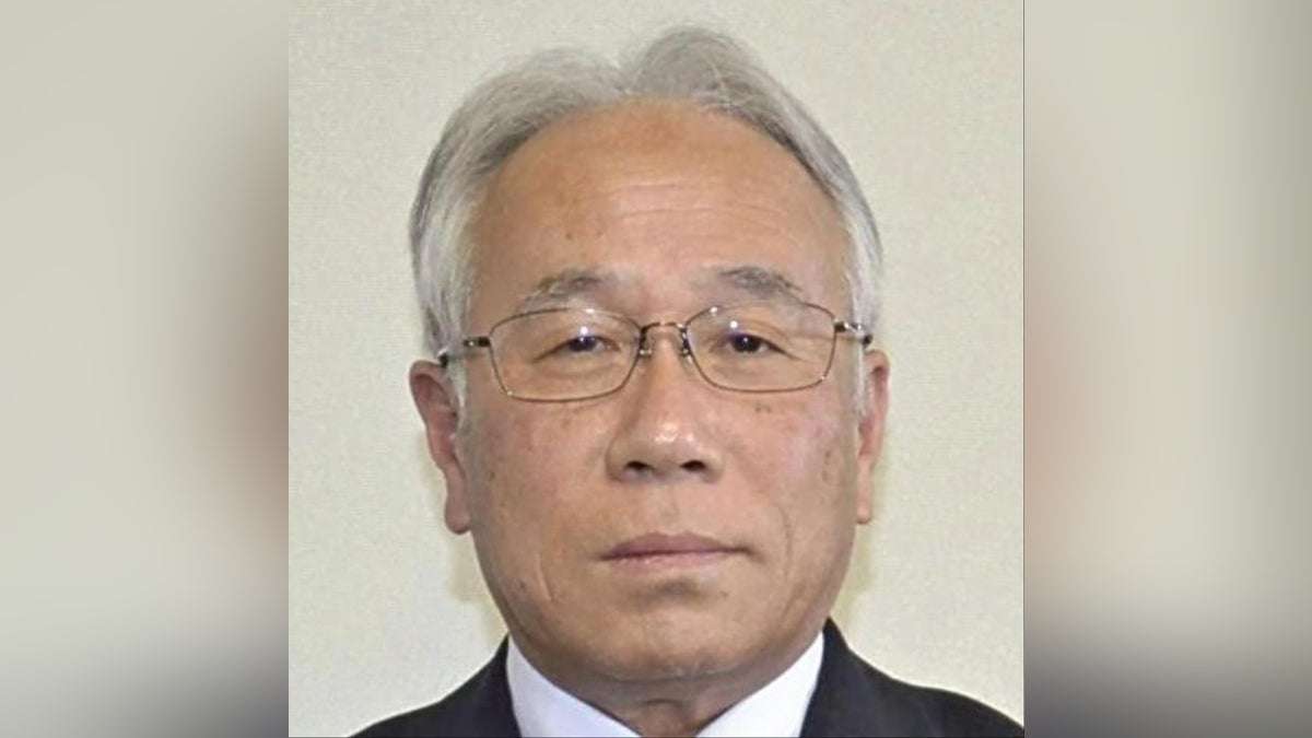 林外相後援会に県職員勧誘、副知事ら書類送検へ…「入会申込書の束を渡された」 : 読売新聞