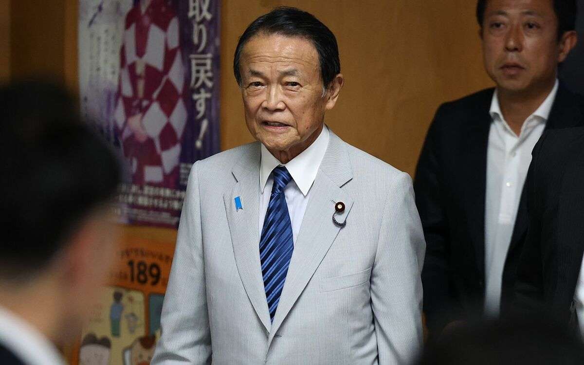 《令和の元老》麻生太郎（86）が愛人会社に政治資金8000万円を垂れ流していた！ | 週刊文春