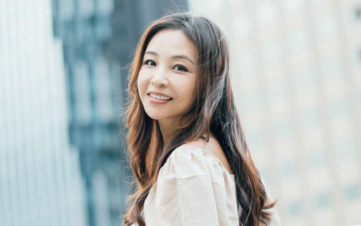 「ビキニなんて着たことがなくて…」短大時代は読者モデル、インリン46歳が遂に明かす“エロテロリスト”誕生秘話 | 文春オンライン