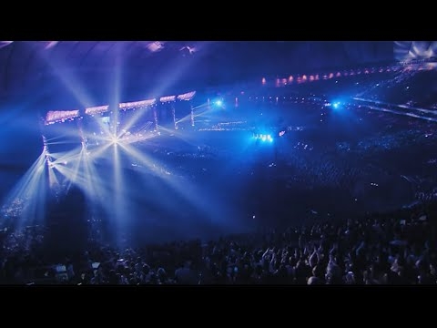 ONE OK ROCK - Cry out [Official Video from AMBITIONS JAPAN DOME TOUR]