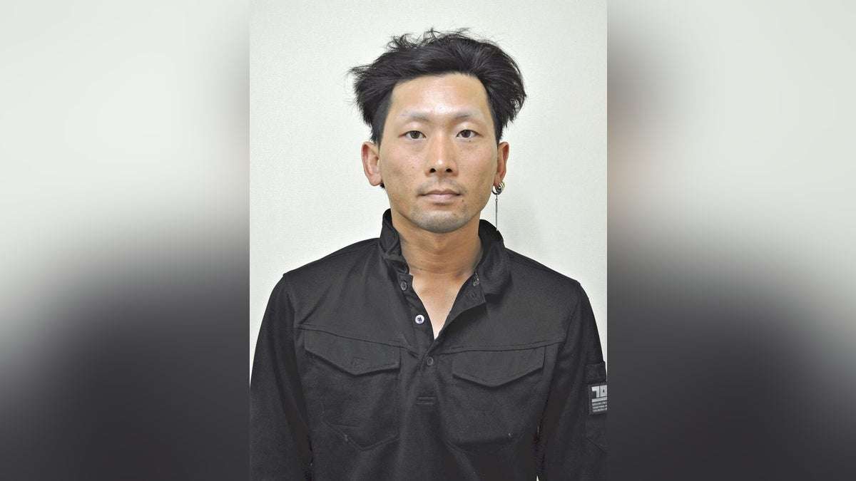 群馬女性殺害、長男への殺人未遂容疑で逮捕の容疑者「間違いない」…事件当時とは違う服装 : 読売新聞