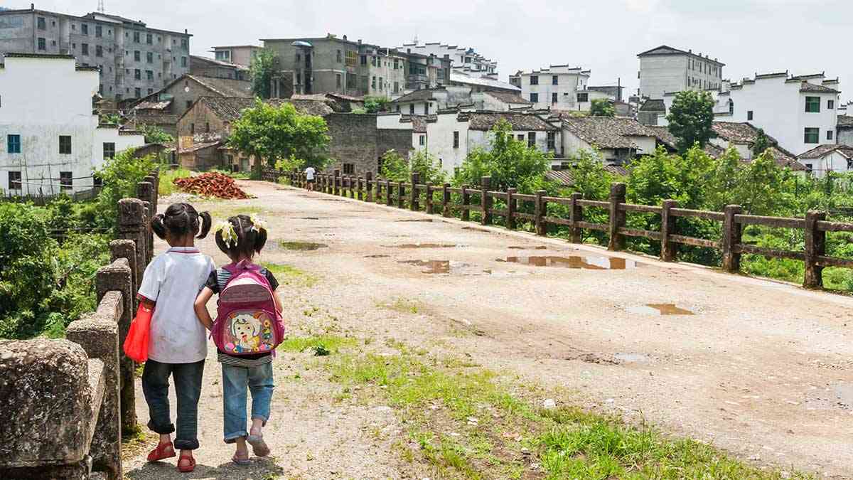 衝撃の中国映画『盲山』が暴く､農村女性の｢教育を受けられない｣現実 《都市と地方で教育格差が広がる》 一人っ子政策の残影も… | キャリア・教育 | 東洋経済オンライン