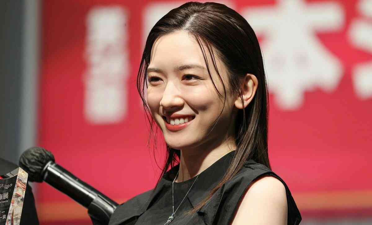 (2ページ目)「過去にお付き合いしていました」…永野芽郁が坂口健太郎との交際を認めた“本当の理由” | AERA DIGITAL（アエラデジタル）
