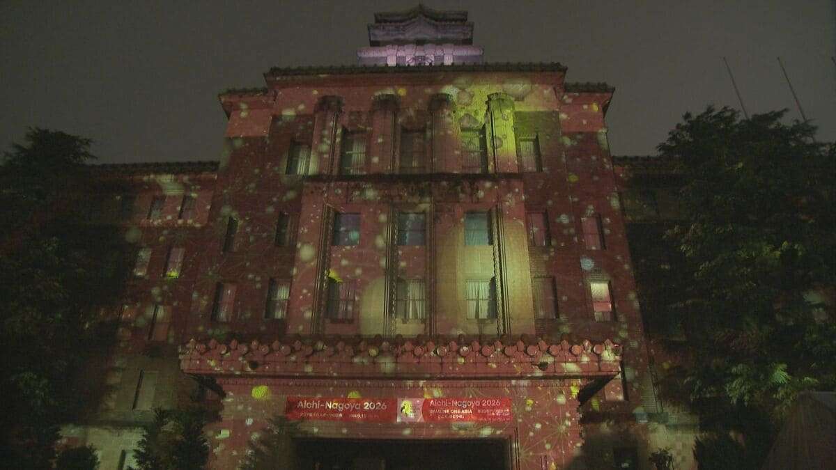 【独自】ライトアップ撮影のドローンが名古屋市役所の西庁舎に衝突 愛知県からの委託で撮影中に事故 国に「飛行計画」出されておらず 航空法違反か | 名古屋・愛知・岐阜・三重のニュース【CBC news】 | CBC web (1ページ)