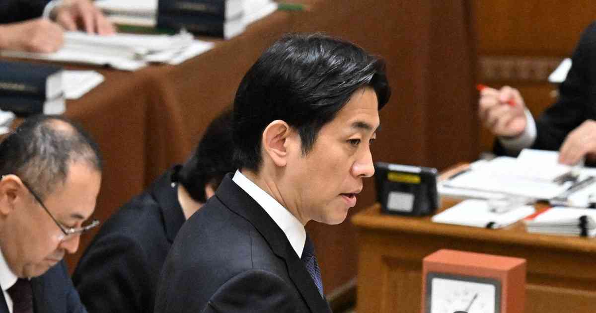 自民幹部「皇位男系継承は2600年超」にNO　歴史学者が抗議の声 | 毎日新聞