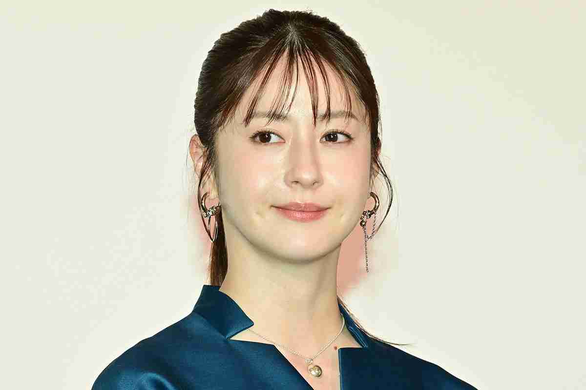 松本若菜、タイトニットで“グラマー”プロポーション　「凄い」「成長なされて」とファン驚き（ENCOUNT） - Yahoo!ニュース