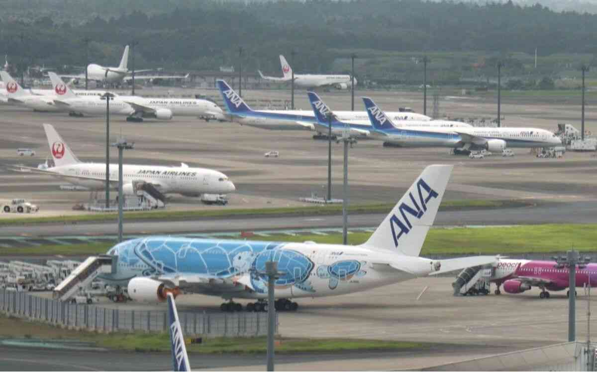 《立ち入り禁止エリアに侵入》フジテレビが成田空港で“出禁トラブル”を起こしていた | 文春オンライン