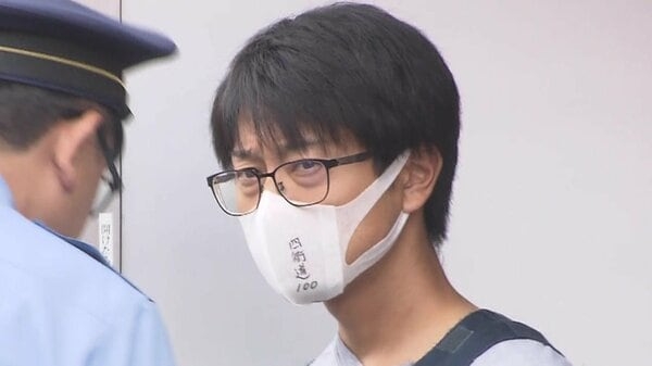 「ドキドキ感がたまらなかった」中学校教師を盗撮容疑で現行犯逮捕　警戒中の警察官が目撃　スマホに複数動画も　千葉｜FNNプライムオンライン