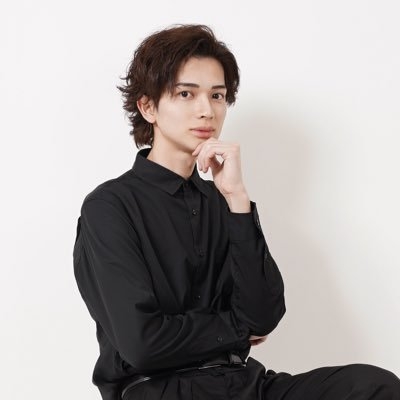 「松潤を塩で茹でたような顔」松潤に激似の35歳イケメン、マスクを外した素顔に絶賛の声「似てる！」「蒸した感じもある」