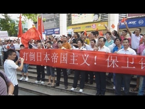 中国各地で反日デモ 一部暴徒化 日の丸燃やす