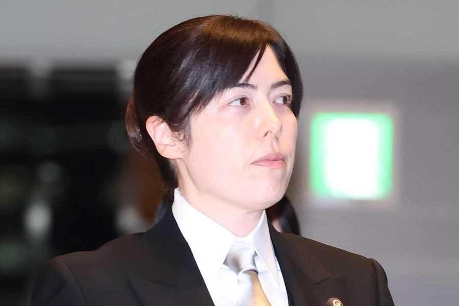 「正式な場に立場ある人がする格好か？　という違和感」の声も　小野田紀美大臣の装いに賛否　モーニングは女性が着用してもいい？（Hint-Pot） - Yahoo!ニュース