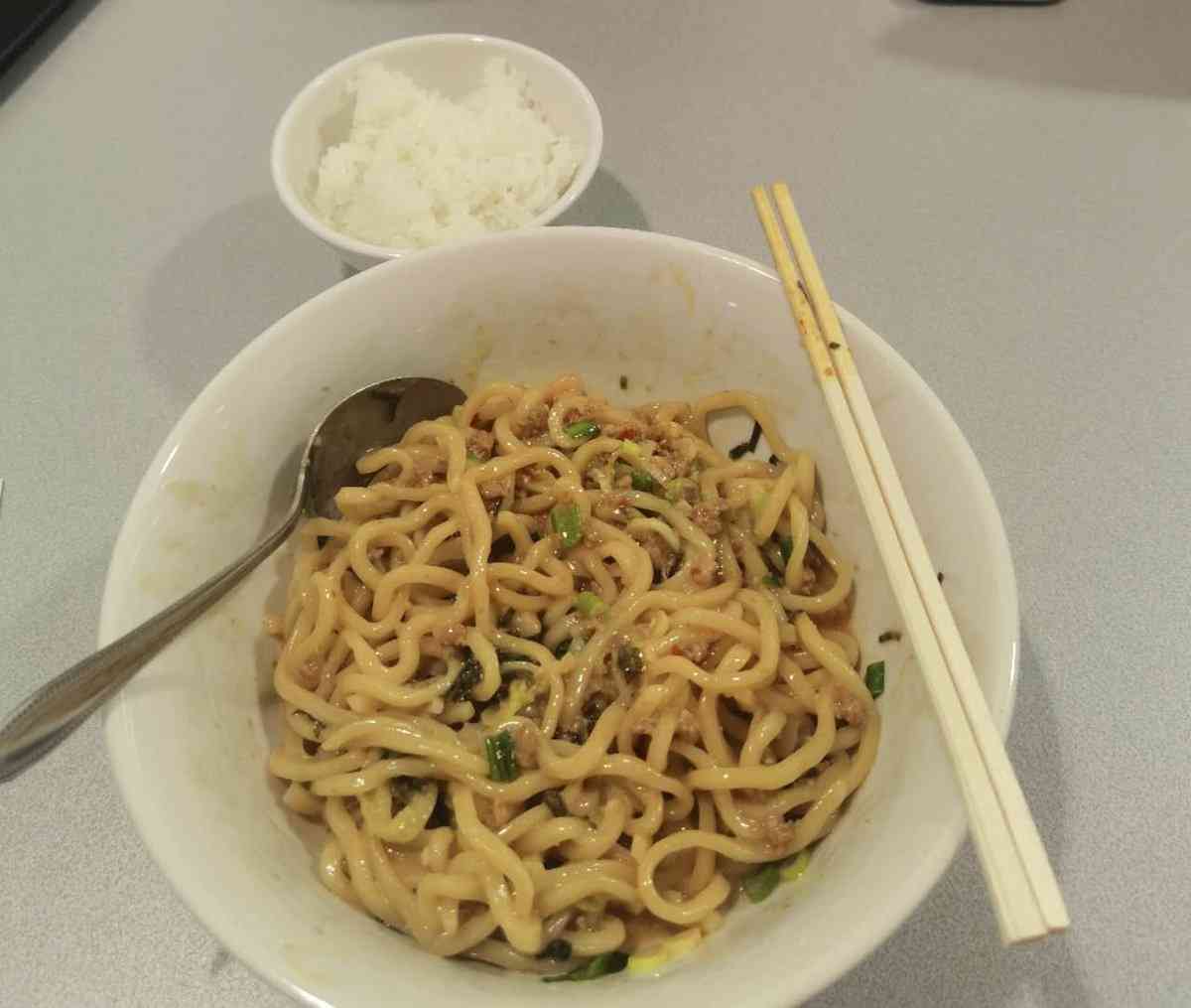 「こんなに不手際があるとは…」アジア大会の食事量に海外クルー不満爆発「自分たちで弁当を手配した」「正直、先進国の国際大会という感じがあまりしない」
