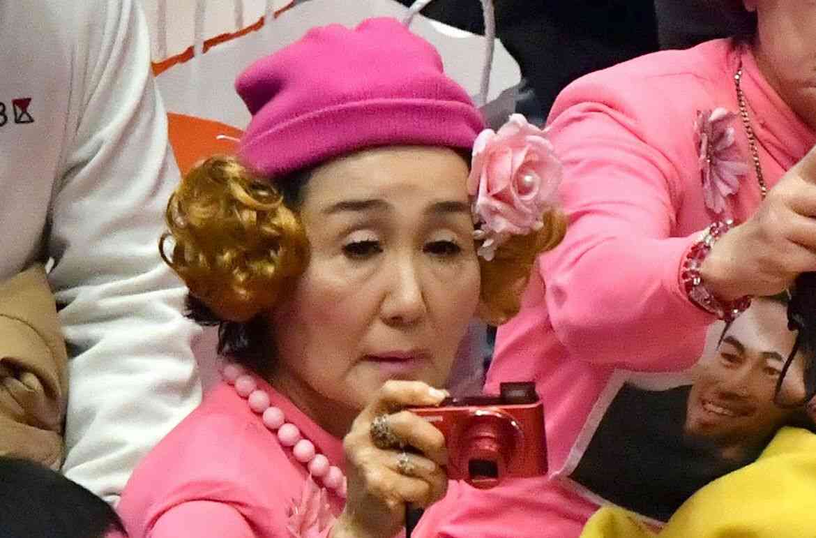 「周りに頼れる人や、親戚は居ないのかな…」78歳・林家パー子〝車椅子姿〟の近影に心配の声「カメラで撮影してる場合では…」「思ってたより元気そうだった」：「おっ！」でつながる地元密着のスポーツ応援メディア 西スポWEB OTTO!