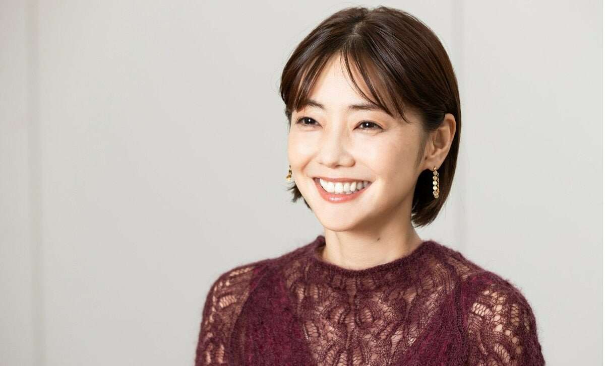 「倉科カナ」が明かす30代後半に芽生えてきた“結婚願望”　「戦友みたいな相手がいいですね」 | AERA DIGITAL（アエラデジタル）
