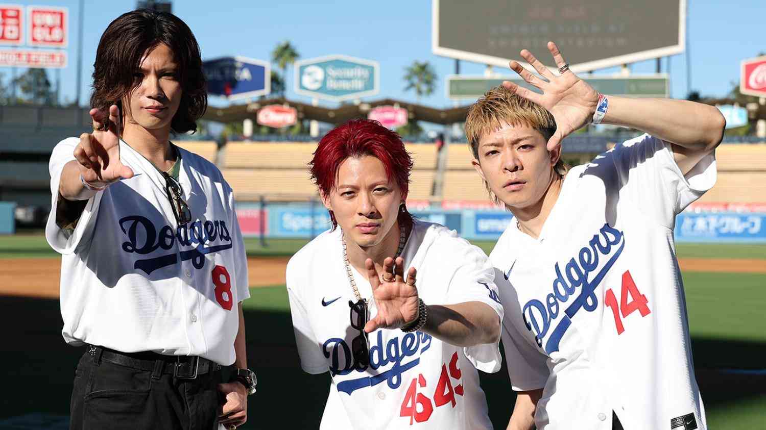 【フォトギャラリー】Number_iがドジャースタジアムへ　始球式で見せた3人の素顔（三尾圭） - エキスパート - Yahoo!ニュース