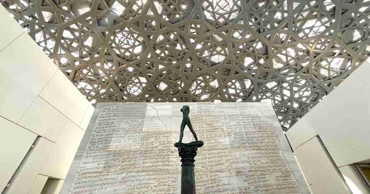 ルーヴル・アブダビ、ルーヴル美術館の分館が提示するUAEの目指す未来｜美術手帖