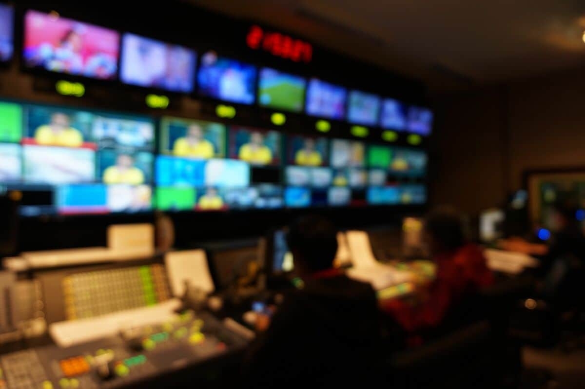 「みなさまのNHK受信料」600億円を投じる “画策”巡りNHKと民放が対立、時代遅れの日本のテレビ ネットフリックスにWBC放映権をさらわれる状況なのに…変わらない内向き体質(1/5) | JBpress (ジェイビープレス)