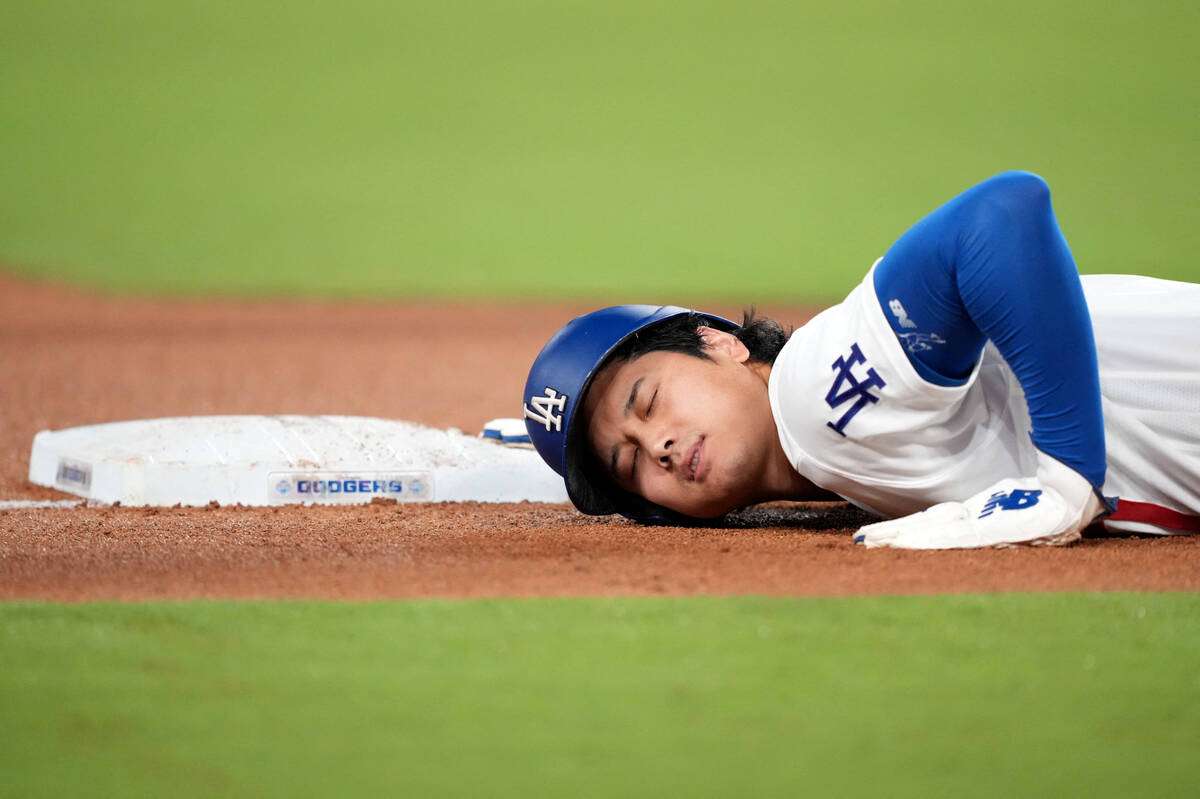 大谷翔平、８点ビハインドの８回に代打送られて途中交代　今季ワーストタイの１１試合ノーアーチ　５４打席打点もなし（スポーツ報知） - Yahoo!ニュース