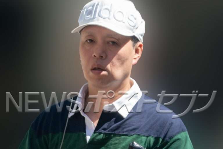 《直撃》IZAM、税金滞納で自宅差押え中に……仕事を終えて2時間「パチスロ」その意外な理由