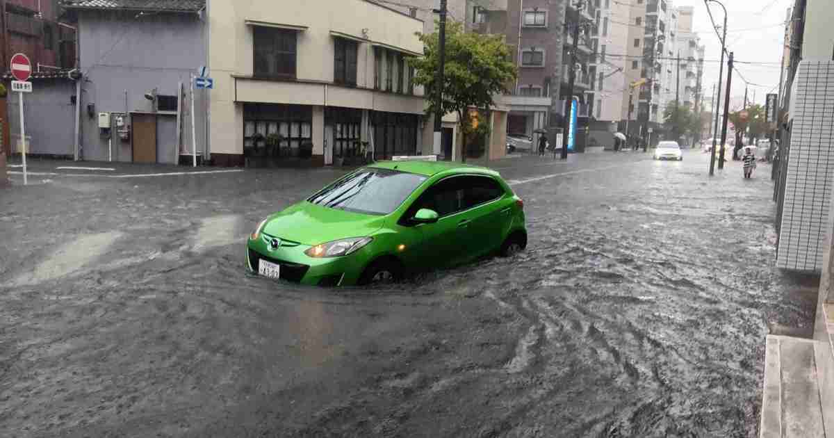 名古屋で1時間104ミリの雨、東海豪雨時上回る　地下街にも水 | 毎日新聞