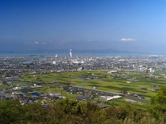 東日本と西日本では「田舎」の感覚が違う？