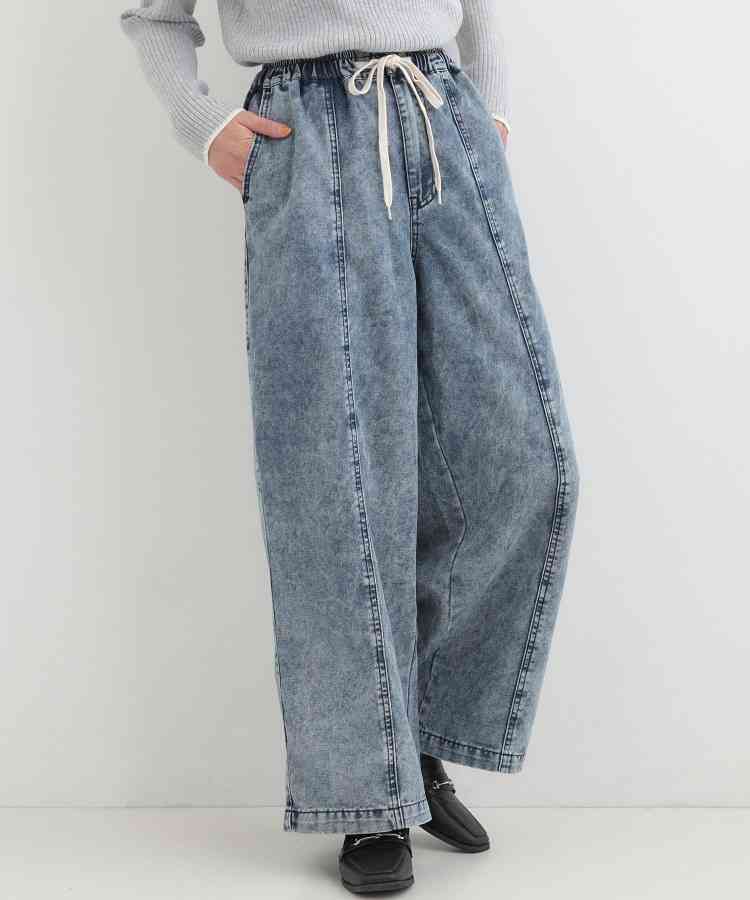 そのスカート「10年くらい前の人」に見えるかも…“服装がなんとなく古い人”の特徴と、回避のコツ