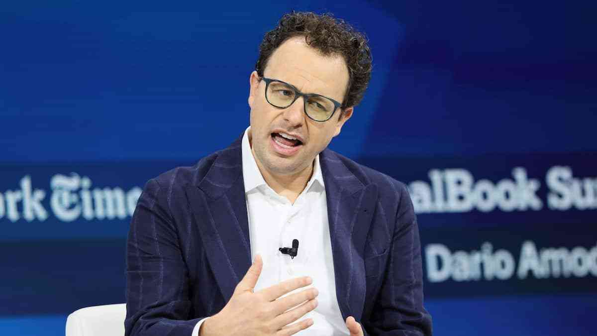 米アンソロピックCEO「われわれはAI開発を遅らせなければならない」　制御不能、悪用のリスク