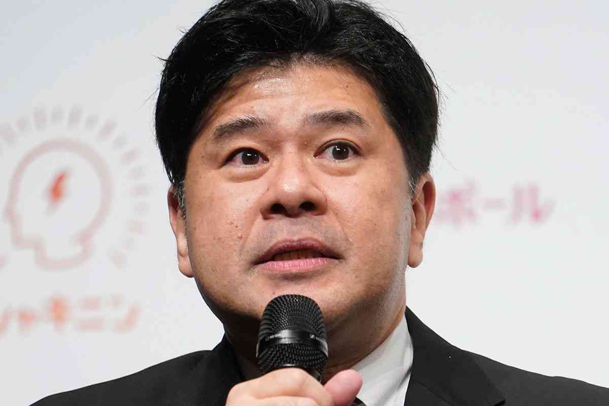 垣花正、皇居ランナーは「ノーブラもいますもん」に共演者の鋭いツッコミ「下着」めぐる発言で物議かもした過去 | Smart FLASH/スマフラ[光文社週刊誌]