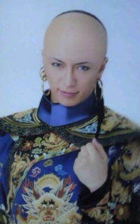 見たら誰？と言いたくなるような画像トピ