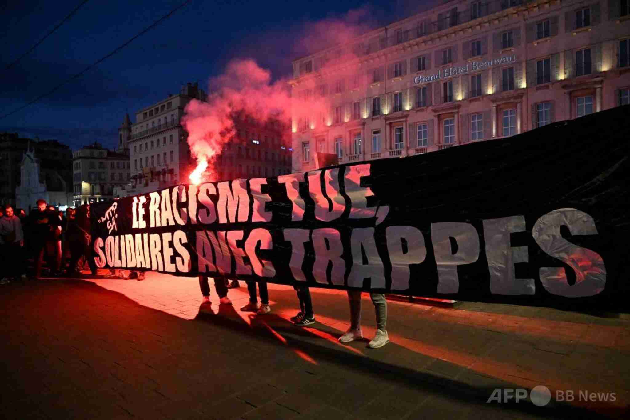 仏パリ郊外の短機関銃乱射事件、被告の標的は「イスラム教徒とアフリカ系」 検察当局（ＡＦＰ＝時事） - Yahoo!ニュース