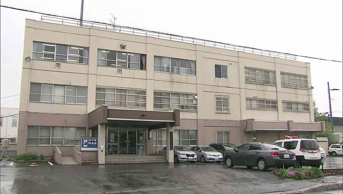 土足禁止を知らず乗車した運転代行の腹を殴った疑いで26歳男を逮捕 同乗の家族が「男が殴っている」と110番通報 北海道江別市 | 北海道のニュース｜HBC北海道放送