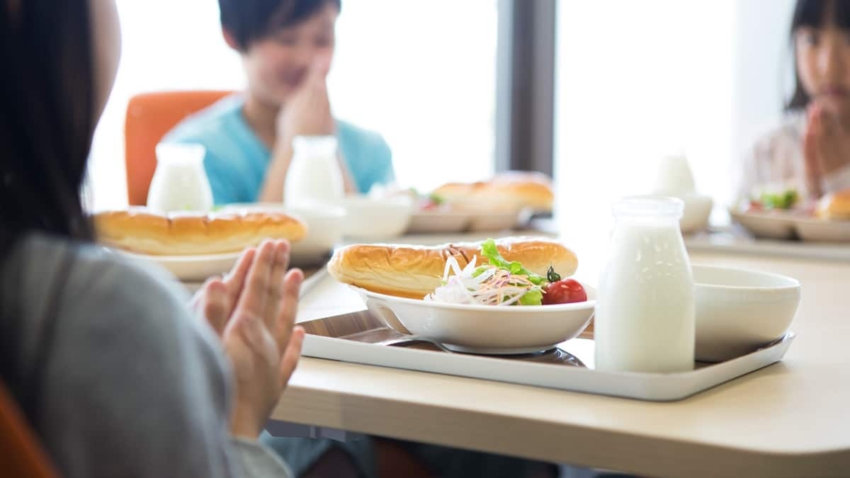 富山県砺波市の給食にネット衝撃　材料費高騰の波か…市HPへアクセス集中する事態に - イザ！